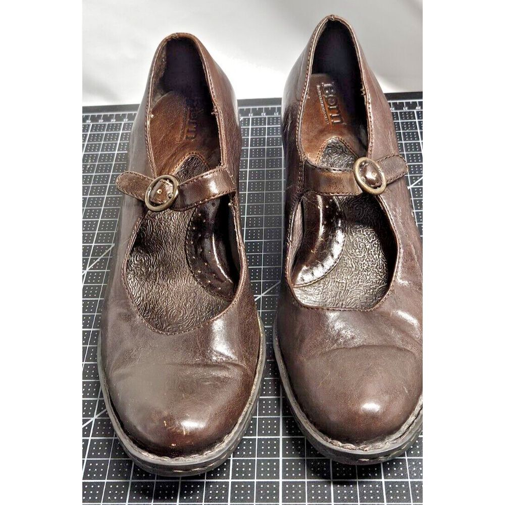 BORN‎ brown leather upper buckle Mary Jane Pumps Sz 9 MW/EU40.5